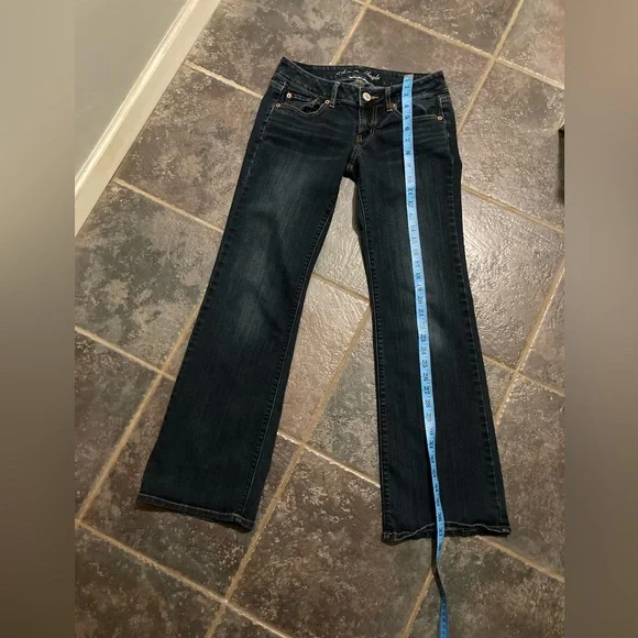 American Eagle Favorite Boyfriend Style Jeans Size 2 - Picture 4 of 12
